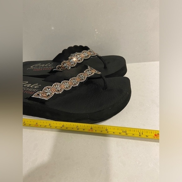 Skechers Cali Yoga Foam Sandals Size 9 - Picture 8 of 8